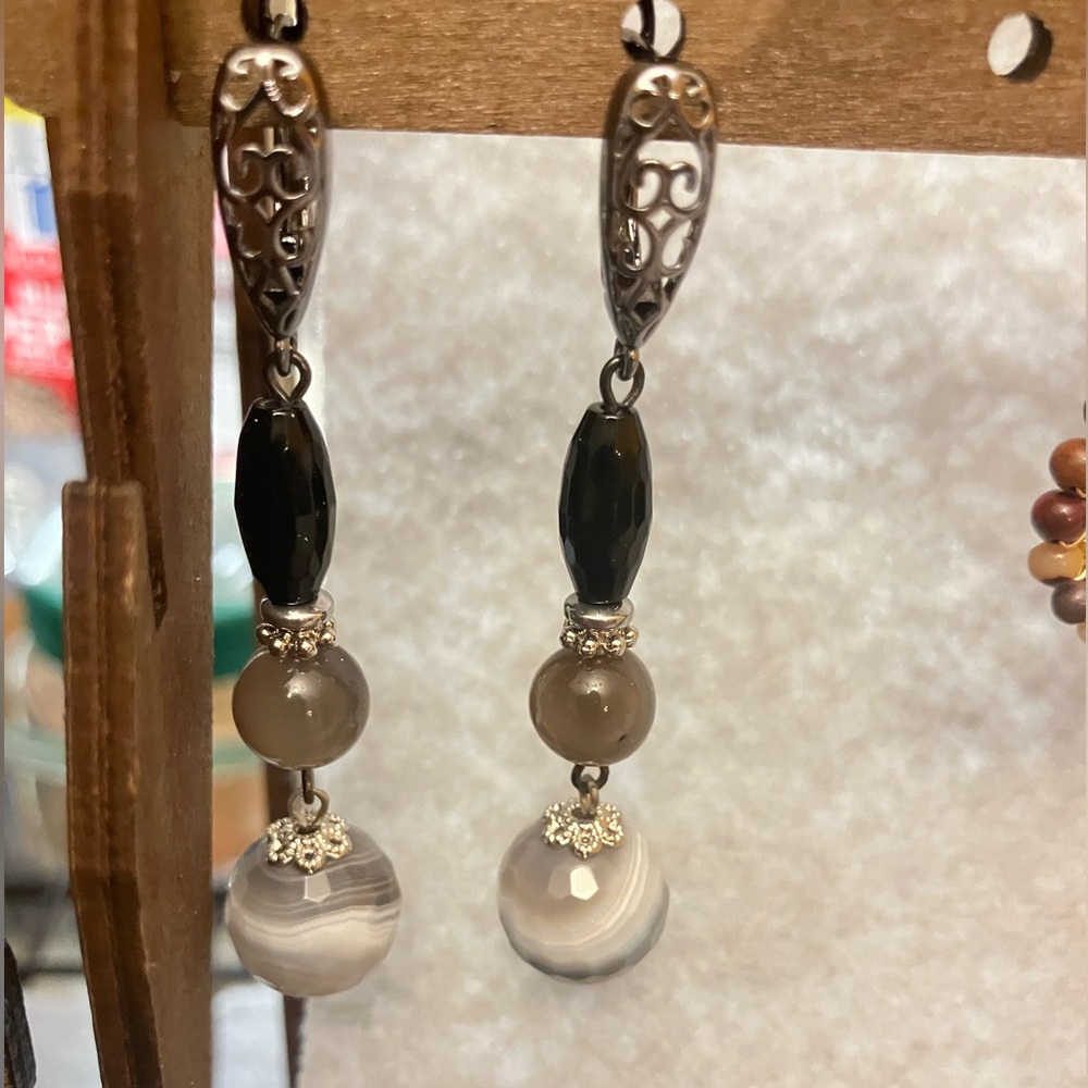 AtriaMinerals Botswana agate earrings